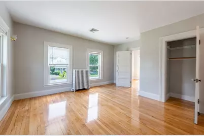 1136 N Pleasant St, Amherst, MA 01002 - Photo 30
