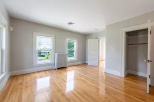 1136 N Pleasant St, Amherst, MA 01002 - Photo 30