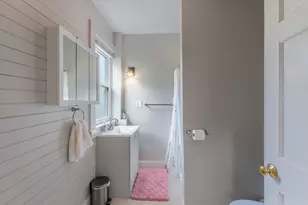 1136 N Pleasant St, Amherst, MA 01002 - Photo 32