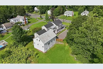 1136 N Pleasant St, Amherst, MA 01002 - Photo 40