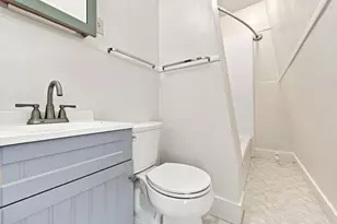 61 Central St, Fitchburg, MA 01420 - Photo 30