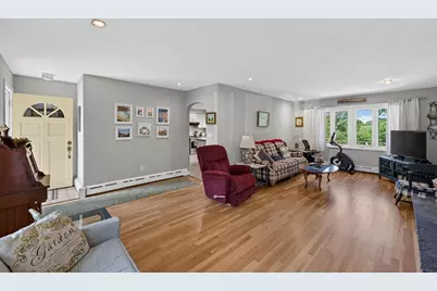 61 Highland Avenue, Dartmouth, MA 02747 - Photo 4