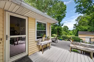 61 Highland Ave, Dartmouth, MA 02747 - Photo 22