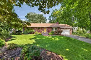 61 Highland Ave, Dartmouth, MA 02747 - Photo 1