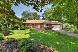 61 Highland Ave, Dartmouth, MA 02747 - Photo 1