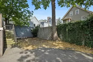 81 Avon, Somerville, MA 02143 - Photo 24