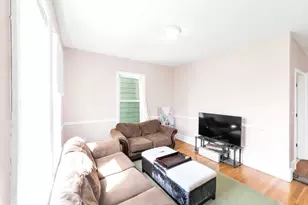 32 Fisher Ave, Boston, MA 02120 - Photo 4