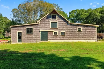 4 Oakland St, Mattapoisett, MA 02739 - Photo 28