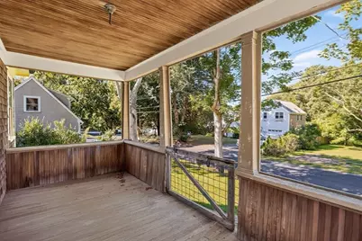 4 Oakland St, Mattapoisett, MA 02739 - Photo 18