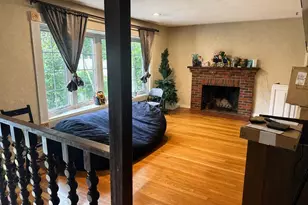 246 Pleasant St, Franklin, MA 02038 - Photo 4