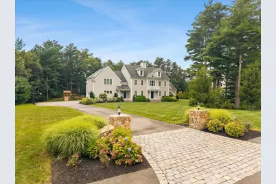 384 Country Club Way, Kingston, MA 02364 - Photo 2