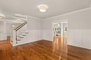 384 Country Club Way, Kingston, MA 02364 - Photo 8
