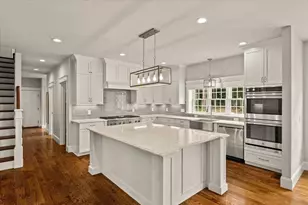 384 Country Club Way, Kingston, MA 02364 - Photo 10
