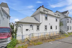 216 Crest Ave, Revere, MA 02151 - Photo 4