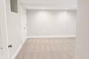 96 Summer St, Haverhill, MA 01830 - Photo 10