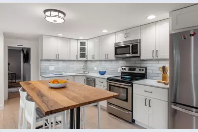 48 Pleasant Street #Unit 1, Provincetown, MA 02657 - Photo 4