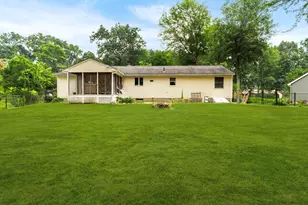 22 Carillon Cir, Easthampton, MA 01027 - Photo 12