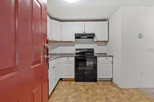 56 Edgeworth, Worcester, MA 01605 - Photo 2