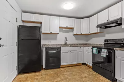 56 Edgeworth #16, Worcester, MA 01605 - Photo 4