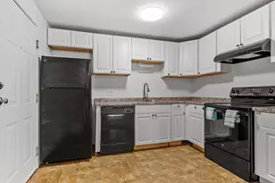 56 Edgeworth, Worcester, MA 01605 - Photo 4