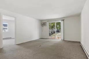 56 Edgeworth, Worcester, MA 01605 - Photo 12