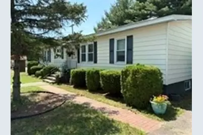 2 Castle Road #118, Attleboro, MA 02703 - Photo 2