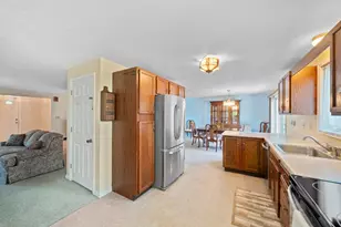 205 Comfort St, Bridgewater, MA 02324 - Photo 4