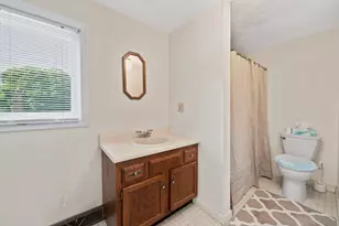 205 Comfort St, Bridgewater, MA 02324 - Photo 18