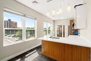 999 Hancock, Quincy, MA 02169 - Photo 2