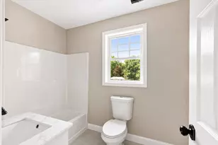40 Nonquit St, Worcester, MA 01604 - Photo 14