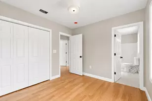40 Nonquit St, Worcester, MA 01604 - Photo 12
