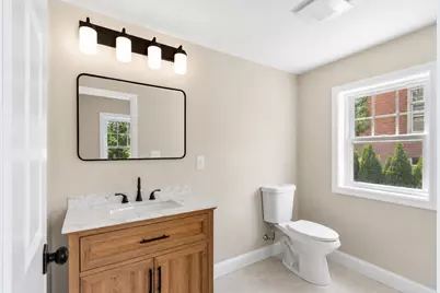 40 Nonquit St, Worcester, MA 01604 - Photo 10