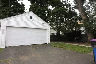 19-21 Thomas Ave, Holyoke, MA 01040 - Photo 10