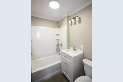 19-21 Thomas Ave, Holyoke, MA 01040 - Photo 6