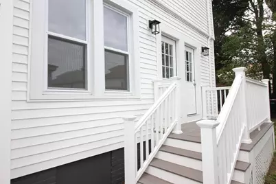 19-21 Thomas Ave, Holyoke, MA 01040 - Photo 2