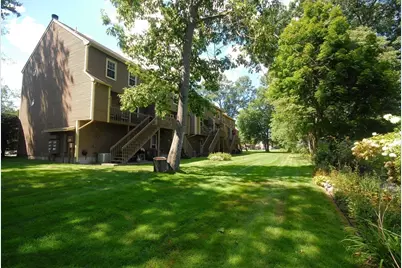 98 Heritage Dr #98, Tewksbury, MA 01876 - Photo 4