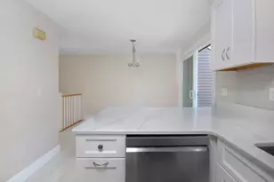 98 Heritage Dr, Tewksbury, MA 01876 - Photo 12