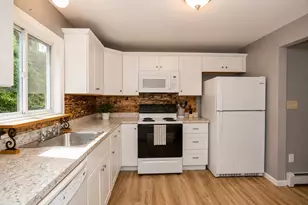 52 Cottage, Enfield, CT 06082 - Photo 12