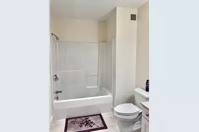2303 Briarwood Vlg #2303, Clinton, MA 01510 - Photo 16
