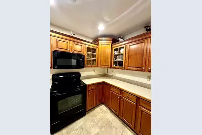 2303 Briarwood Vlg #2303, Clinton, MA 01510 - Photo 8