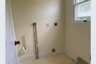99 Garfield Ave #1, Woburn, MA 01801 - Photo 6