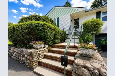 35 Northend Avenue, Salem, MA 01970 - Photo 2