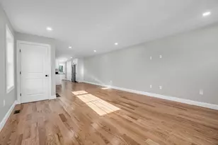 22 New York St, Worcester, MA 01603 - Photo 8
