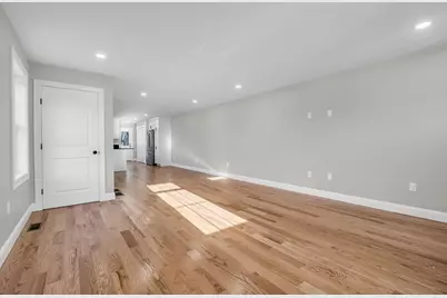 22 New York Street, Worcester, MA 01603 - Photo 8