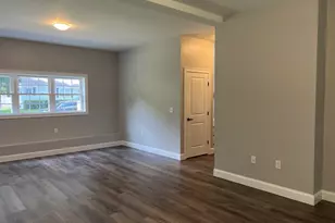 22 New York St, Worcester, MA 01603 - Photo 14