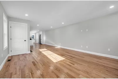 22 New York Street, Worcester, MA 01603 - Photo 8