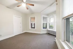 219 Montvale, Woburn, MA 01801 - Photo 8