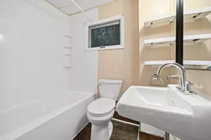 219 Montvale, Woburn, MA 01801 - Photo 26