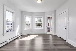 21 Read St, Fitchburg, MA 01420 - Photo 4