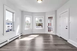 21 Read St, Fitchburg, MA 01420 - Photo 4